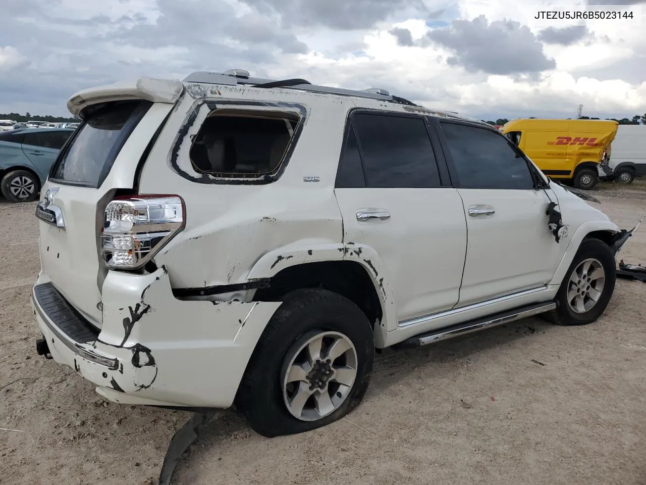 JTEZU5JR6B5023144 2011 Toyota 4Runner Sr5