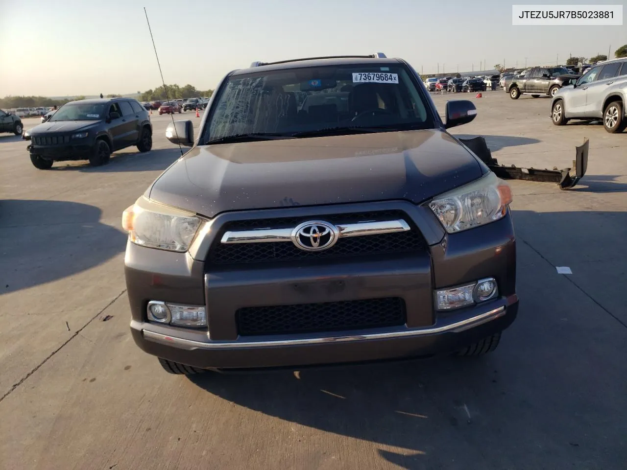 JTEZU5JR7B5023881 2011 Toyota 4Runner Sr5