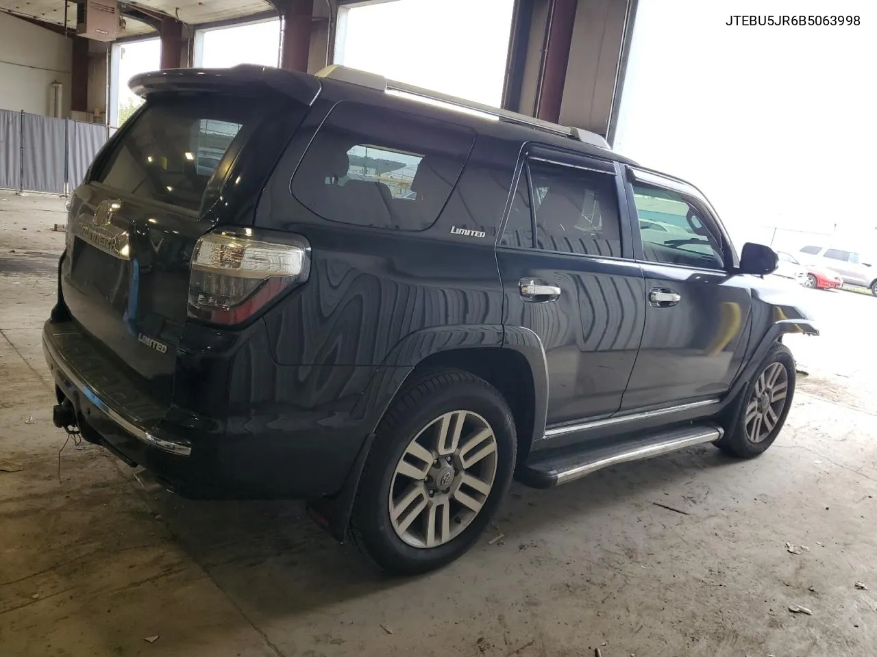 2011 Toyota 4Runner Sr5 VIN: JTEBU5JR6B5063998 Lot: 74701284