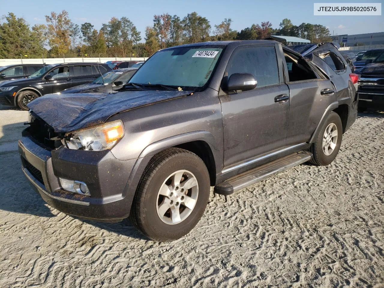 2011 Toyota 4Runner Sr5 VIN: JTEZU5JR9B5020576 Lot: 74879434