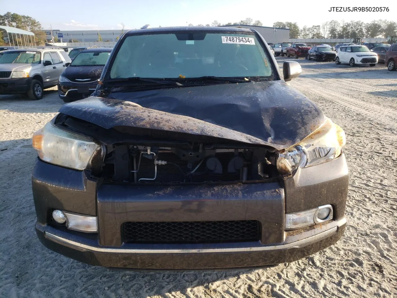 2011 Toyota 4Runner Sr5 VIN: JTEZU5JR9B5020576 Lot: 74879434