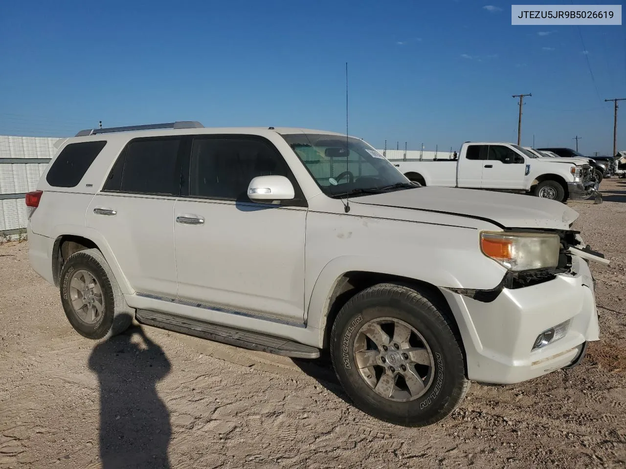 2011 Toyota 4Runner Sr5 VIN: JTEZU5JR9B5026619 Lot: 75689194