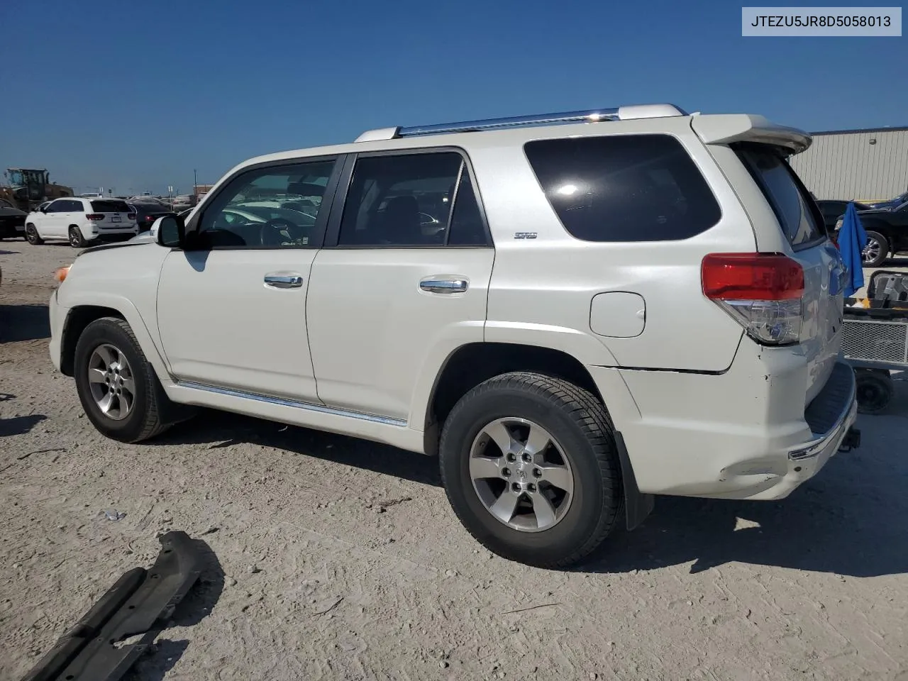 2013 Toyota 4Runner Sr5 VIN: JTEZU5JR8D5058013 Lot: 70875994