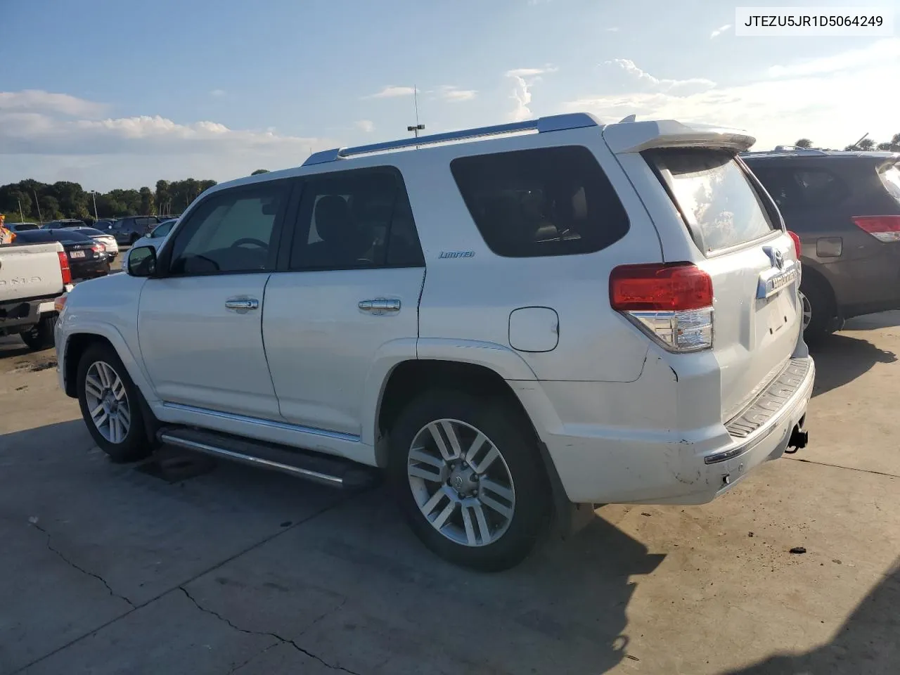 2013 Toyota 4Runner Sr5 VIN: JTEZU5JR1D5064249 Lot: 73880424