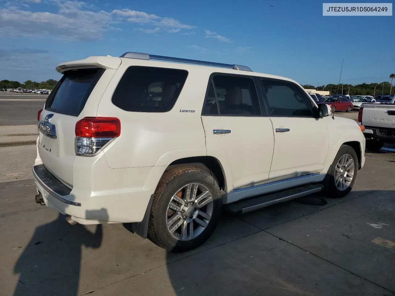 JTEZU5JR1D5064249 2013 Toyota 4Runner Sr5