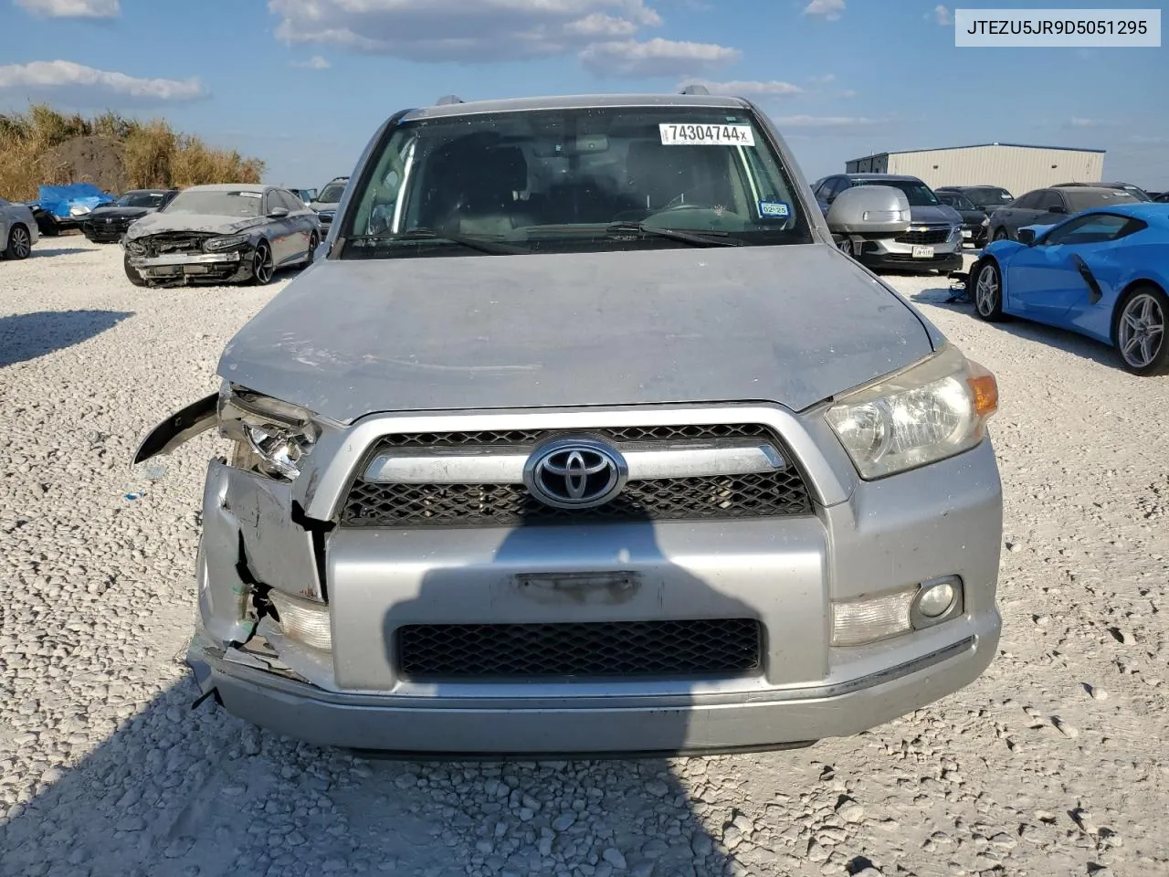 2013 Toyota 4Runner Sr5 VIN: JTEZU5JR9D5051295 Lot: 74304744