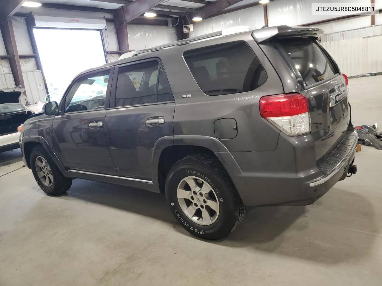 JTEZU5JR8D5048811 2013 Toyota 4Runner Sr5