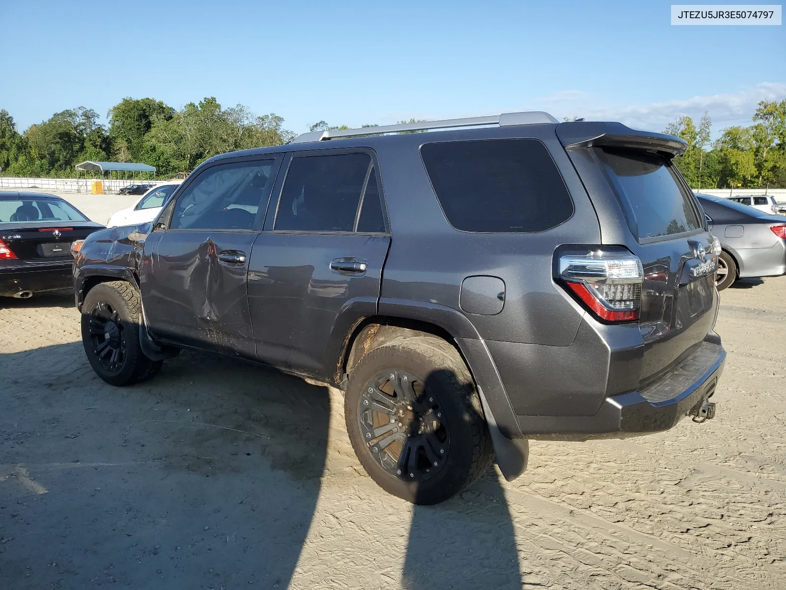 JTEZU5JR3E5074797 2014 Toyota 4Runner Sr5