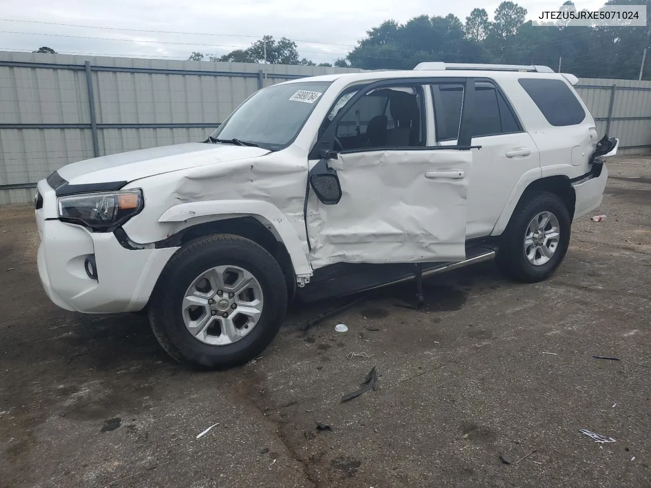 2014 Toyota 4Runner Sr5 VIN: JTEZU5JRXE5071024 Lot: 69890764