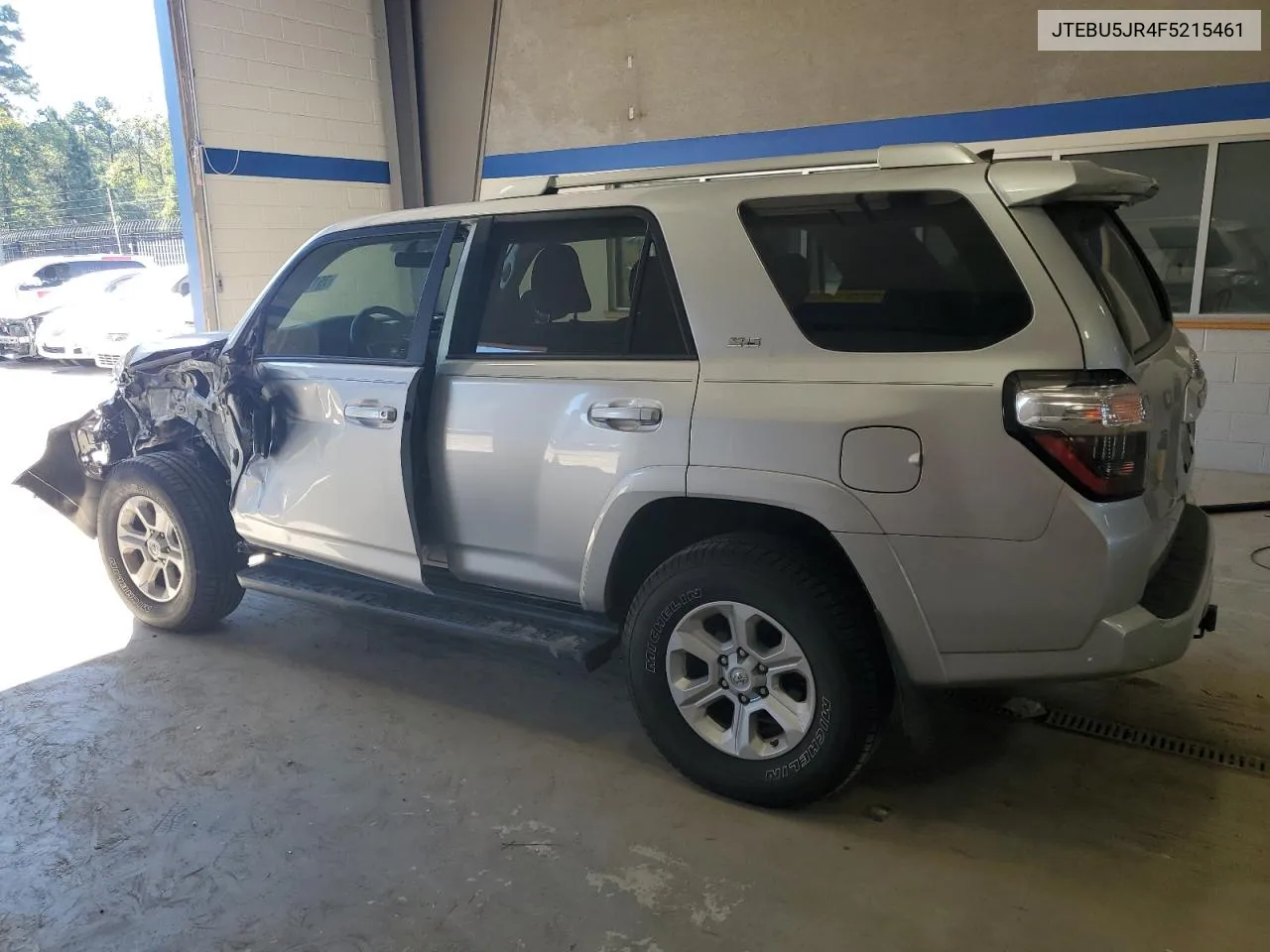 2015 Toyota 4Runner Sr5 VIN: JTEBU5JR4F5215461 Lot: 75126174