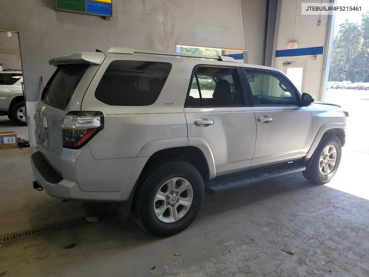 2015 Toyota 4Runner Sr5 VIN: JTEBU5JR4F5215461 Lot: 75126174