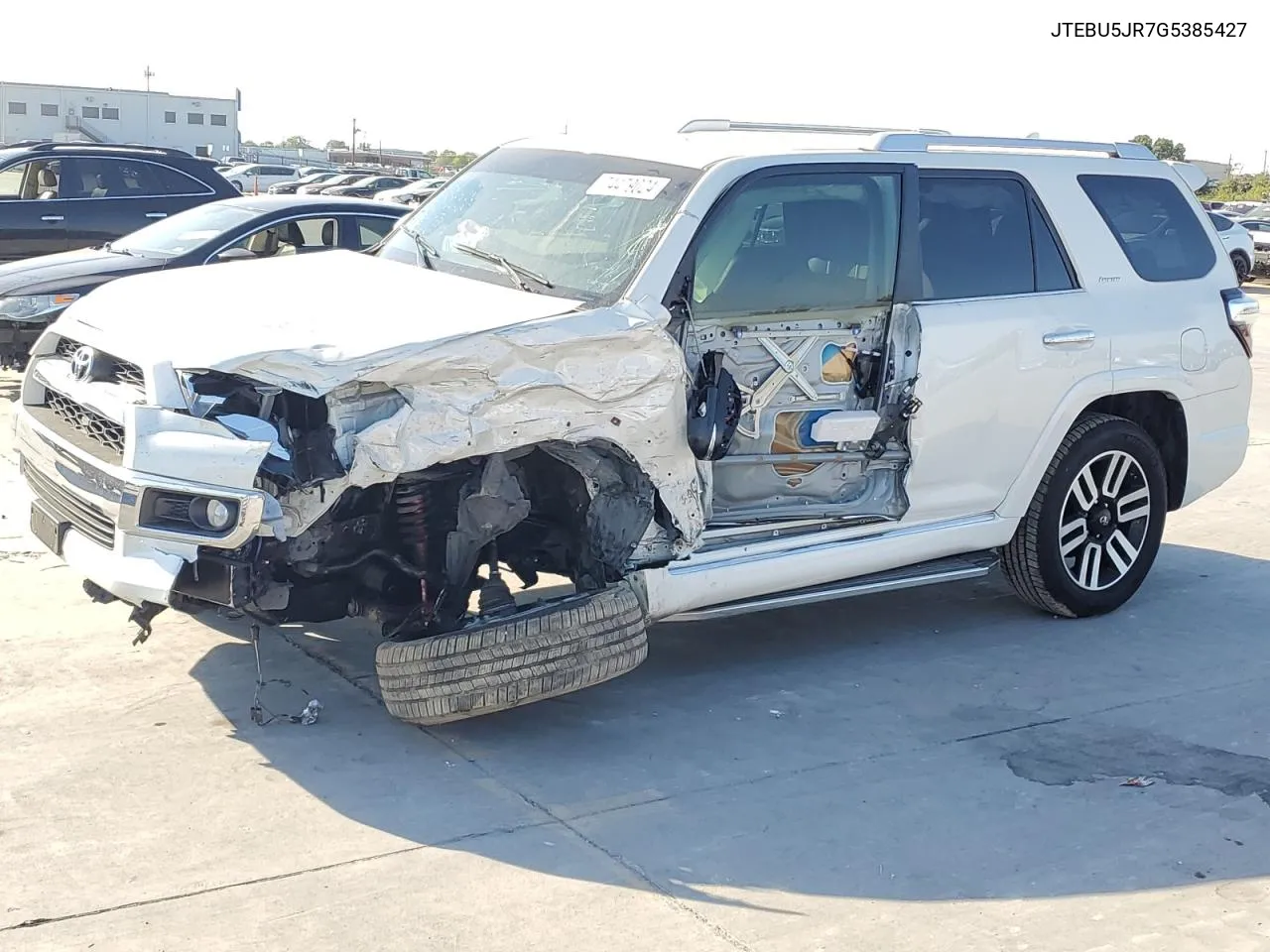 2016 Toyota 4Runner Sr5/Sr5 Premium VIN: JTEBU5JR7G5385427 Lot: 74479024