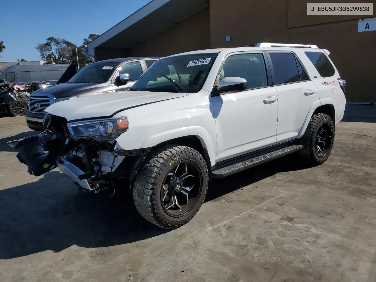 2016 Toyota 4Runner Sr5/Sr5 Premium VIN: JTEBU5JR3G5299838 Lot: 76838824