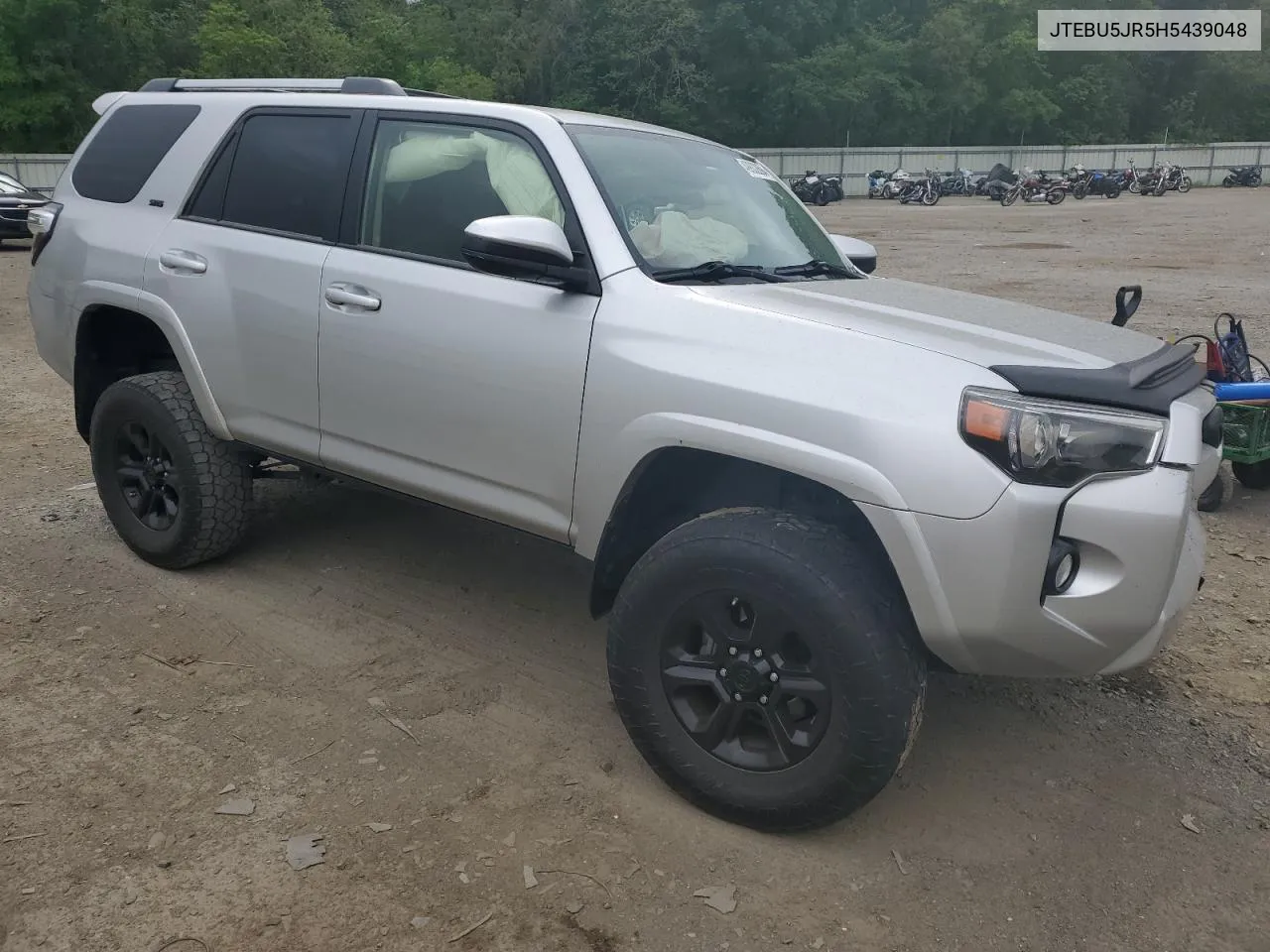 2017 Toyota 4Runner Sr5/Sr5 Premium VIN: JTEBU5JR5H5439048 Lot: 49832694