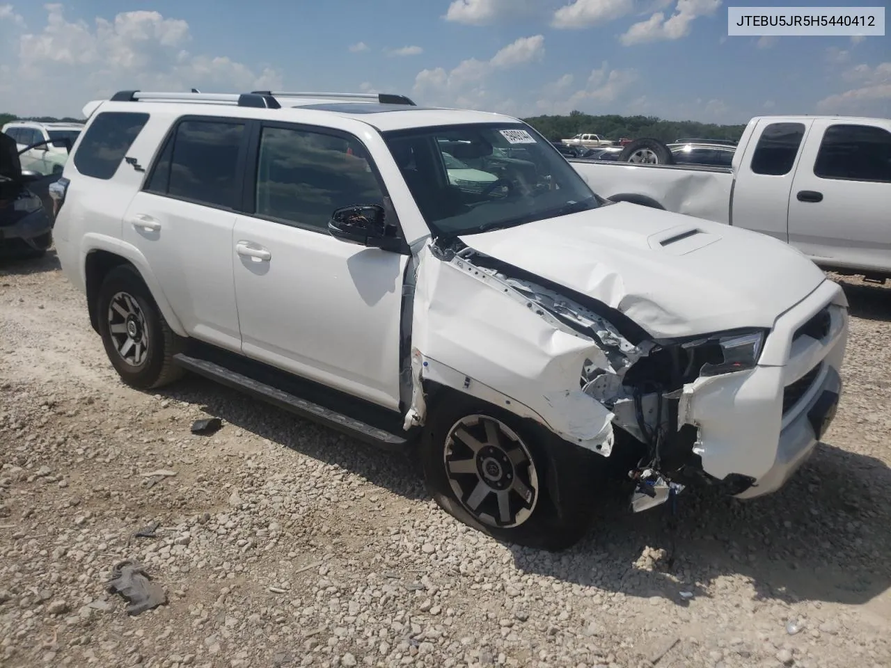 2017 Toyota 4Runner Sr5/Sr5 Premium VIN: JTEBU5JR5H5440412 Lot: 59409144