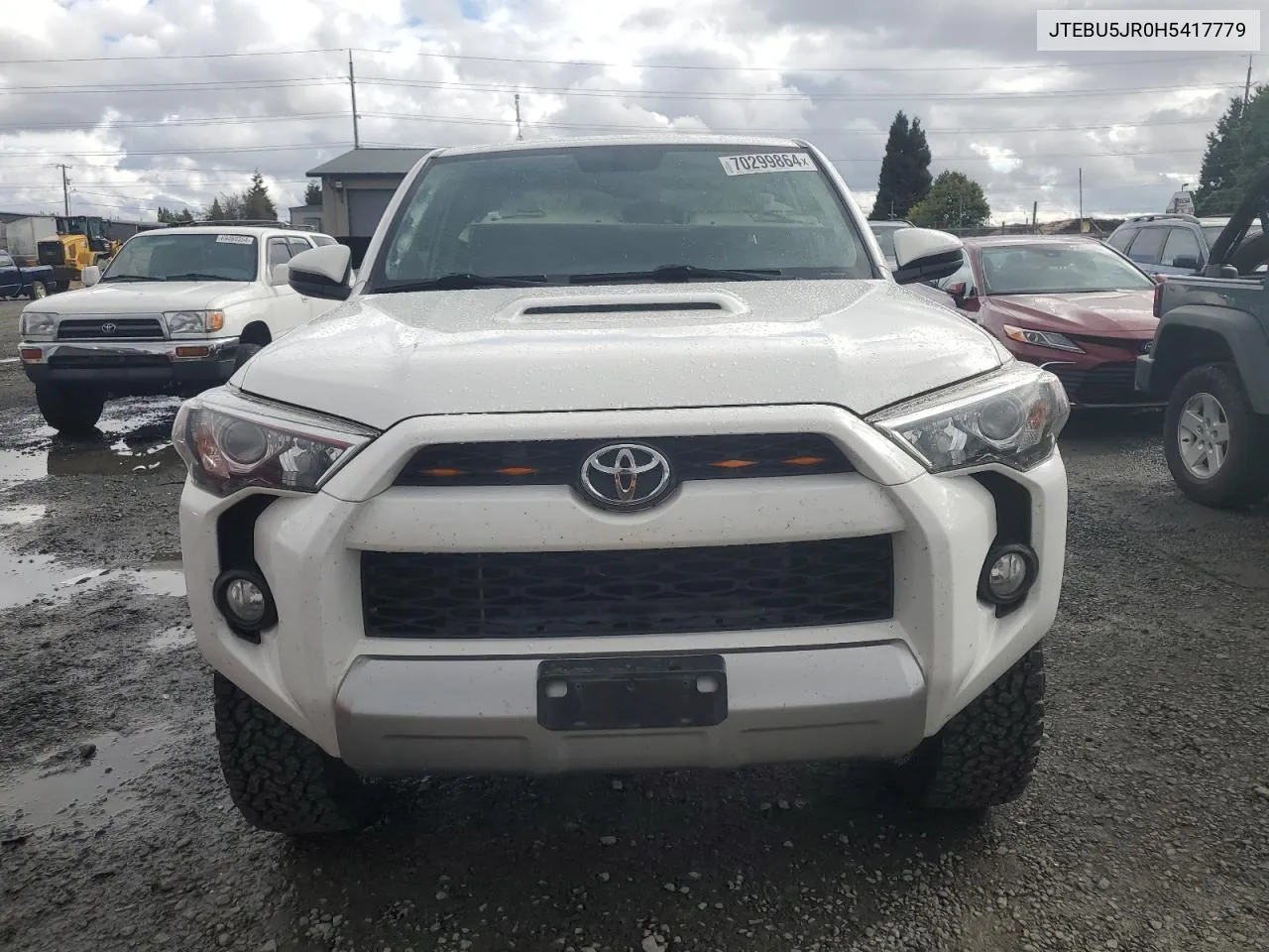 2017 Toyota 4Runner Sr5/Sr5 Premium VIN: JTEBU5JR0H5417779 Lot: 70299864