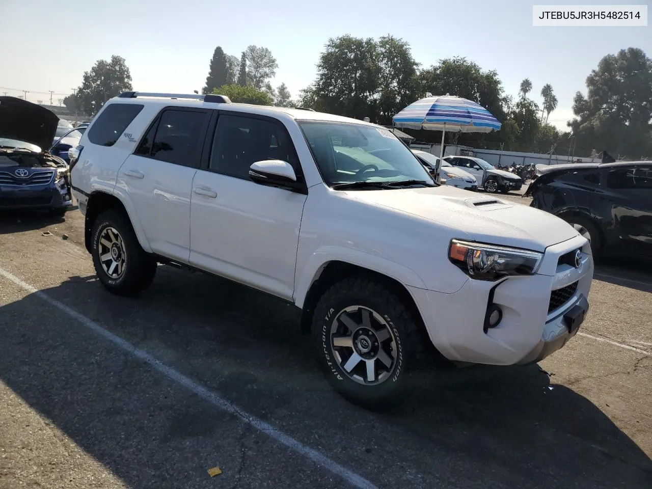 2017 Toyota 4Runner Sr5/Sr5 Premium VIN: JTEBU5JR3H5482514 Lot: 74948274