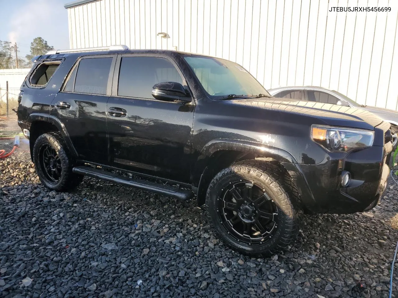 2017 Toyota 4Runner Sr5/Sr5 Premium VIN: JTEBU5JRXH5456699 Lot: 77449654