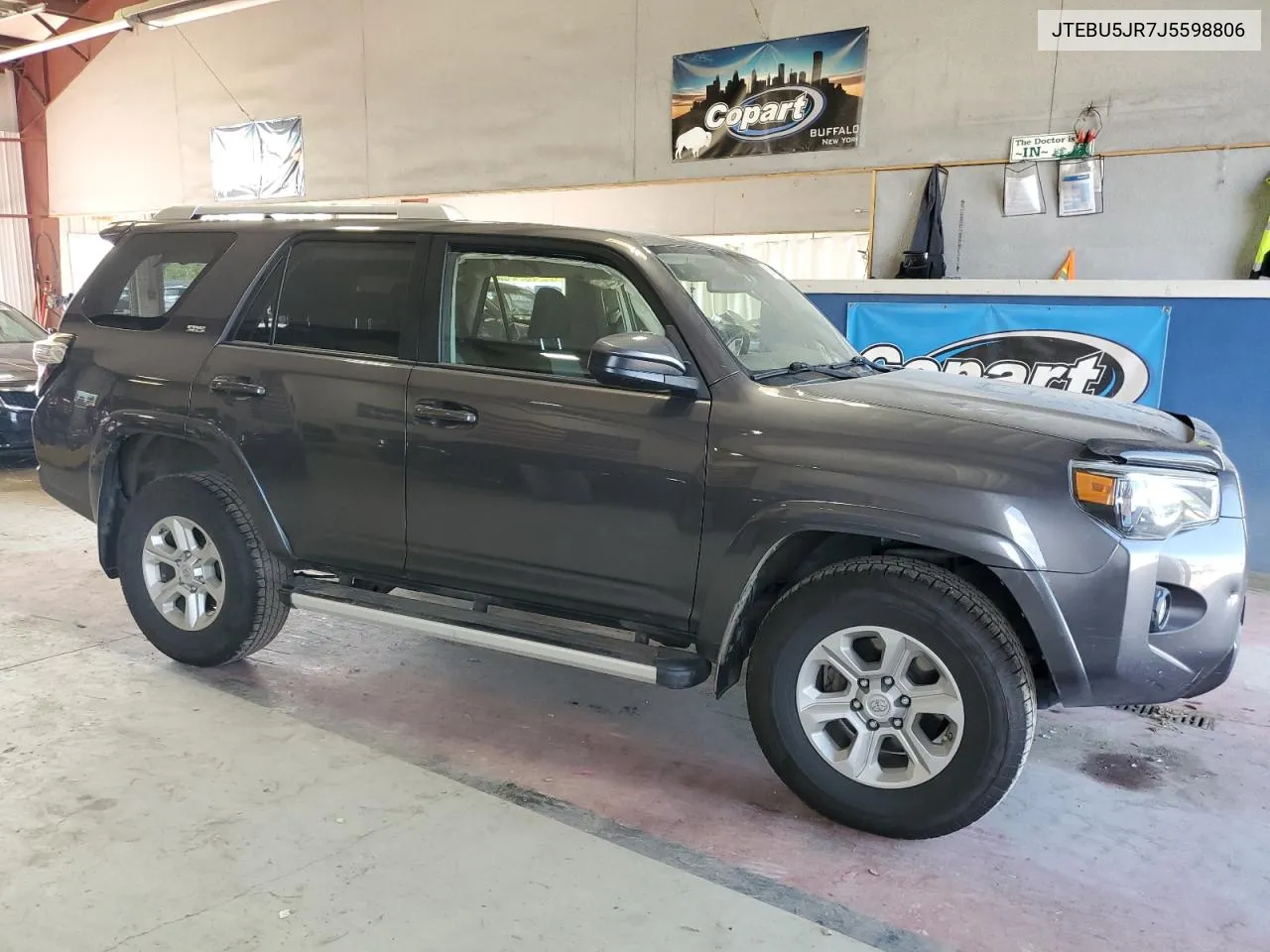 JTEBU5JR7J5598806 2018 Toyota 4Runner Sr5/Sr5 Premium