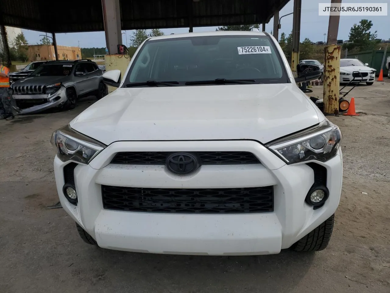 JTEZU5JR6J5190361 2018 Toyota 4Runner Sr5