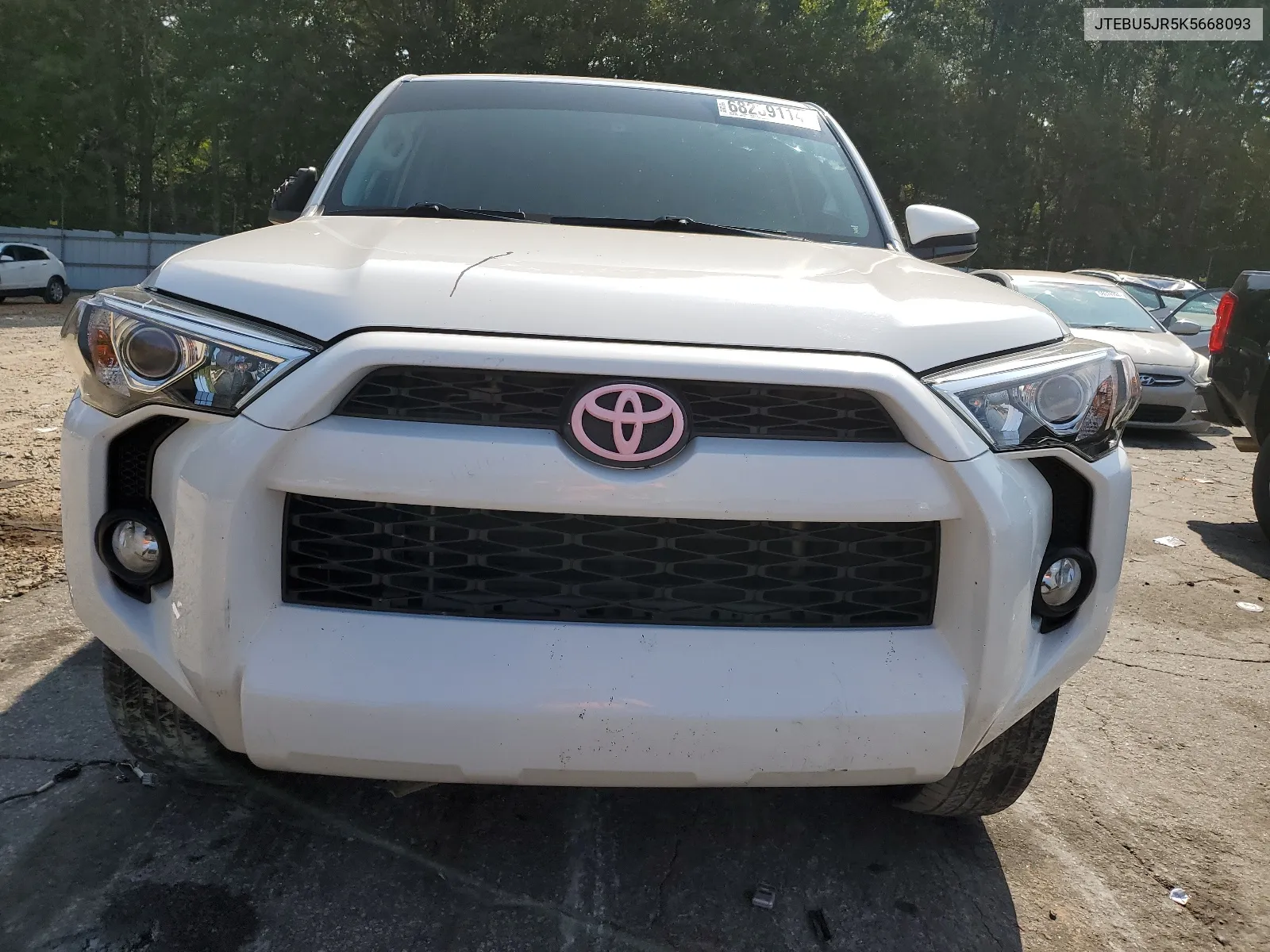 JTEBU5JR5K5668093 2019 Toyota 4Runner Sr5