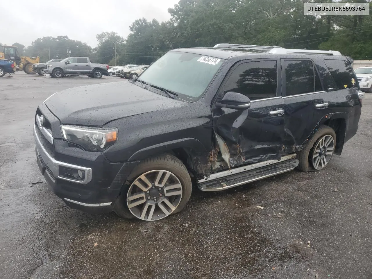 JTEBU5JR8K5693764 2019 Toyota 4Runner Sr5