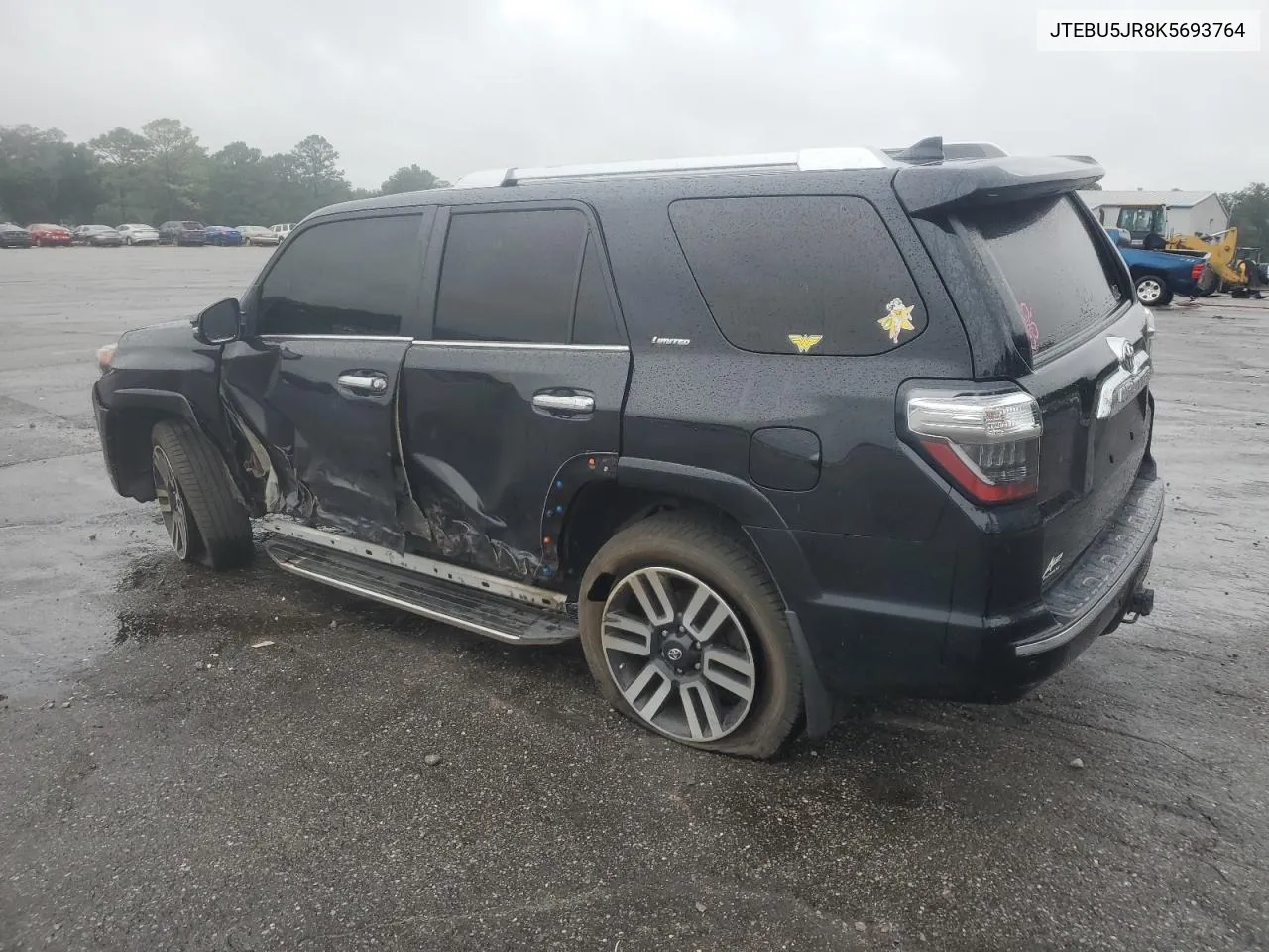 JTEBU5JR8K5693764 2019 Toyota 4Runner Sr5