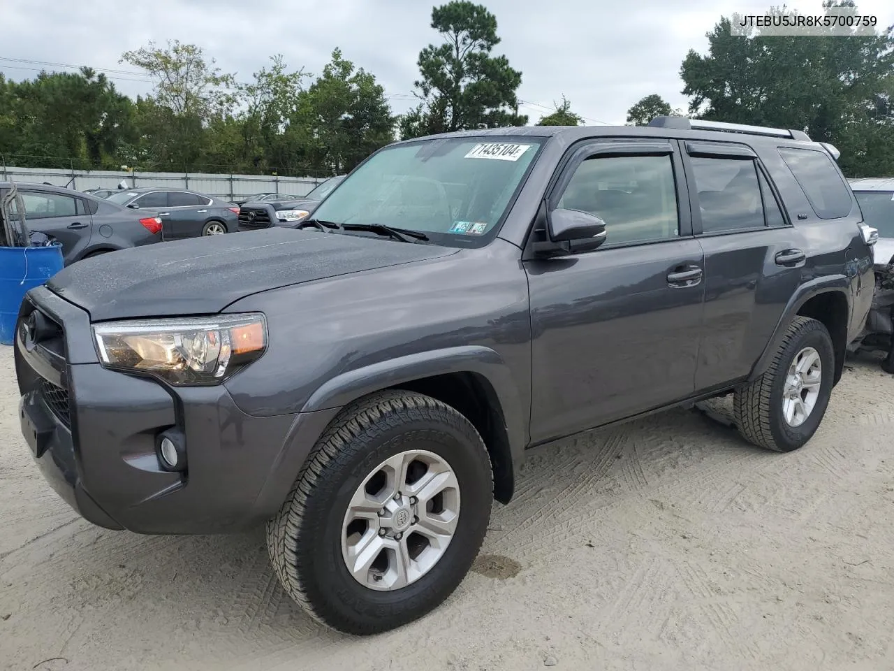 JTEBU5JR8K5700759 2019 Toyota 4Runner Sr5