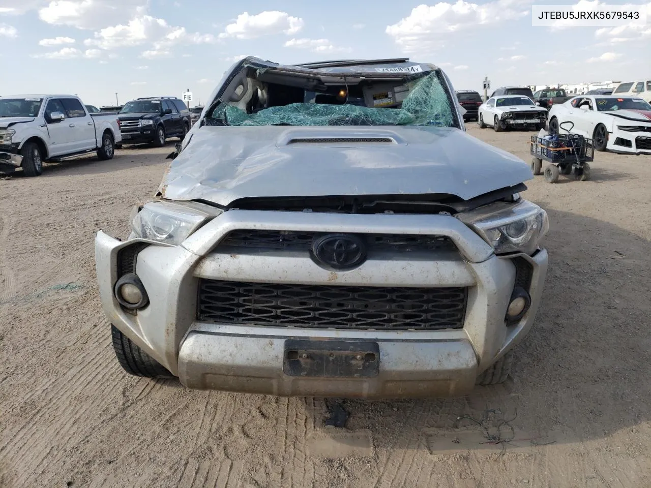 JTEBU5JRXK5679543 2019 Toyota 4Runner Sr5