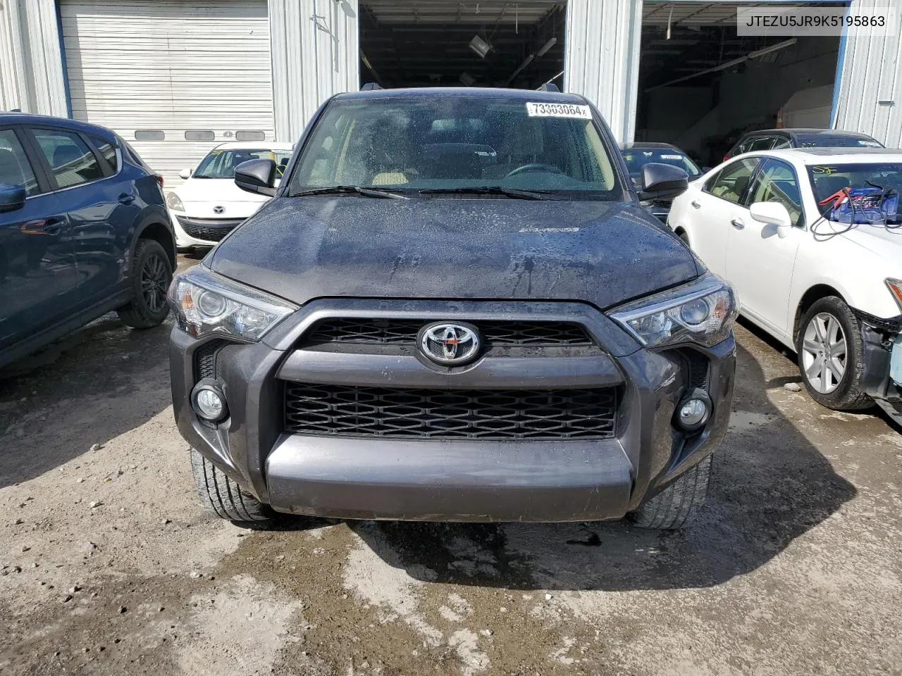 JTEZU5JR9K5195863 2019 Toyota 4Runner Sr5