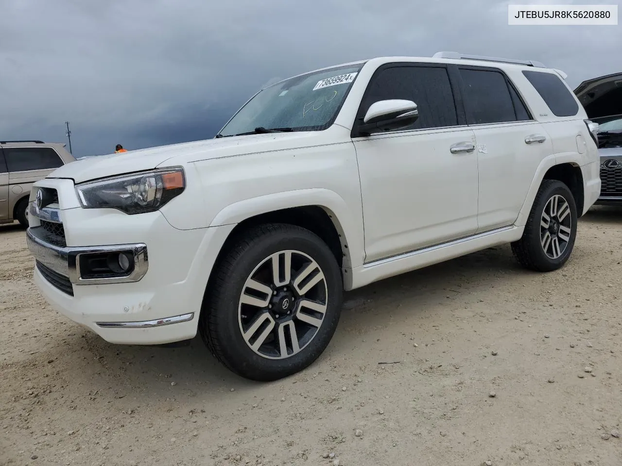 JTEBU5JR8K5620880 2019 Toyota 4Runner Sr5