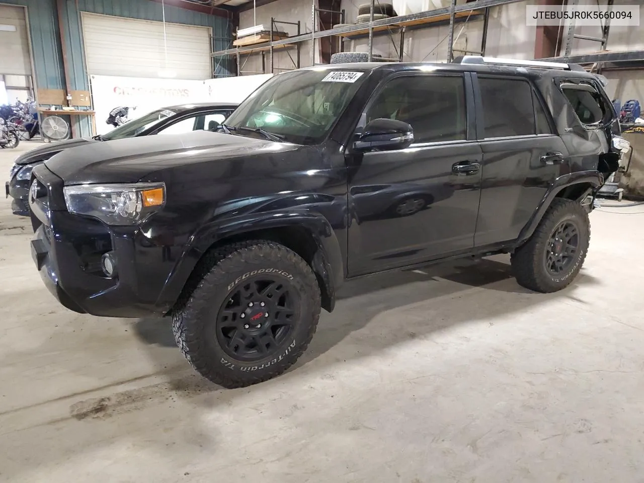 2019 Toyota 4Runner Sr5 VIN: JTEBU5JR0K5660094 Lot: 74065794