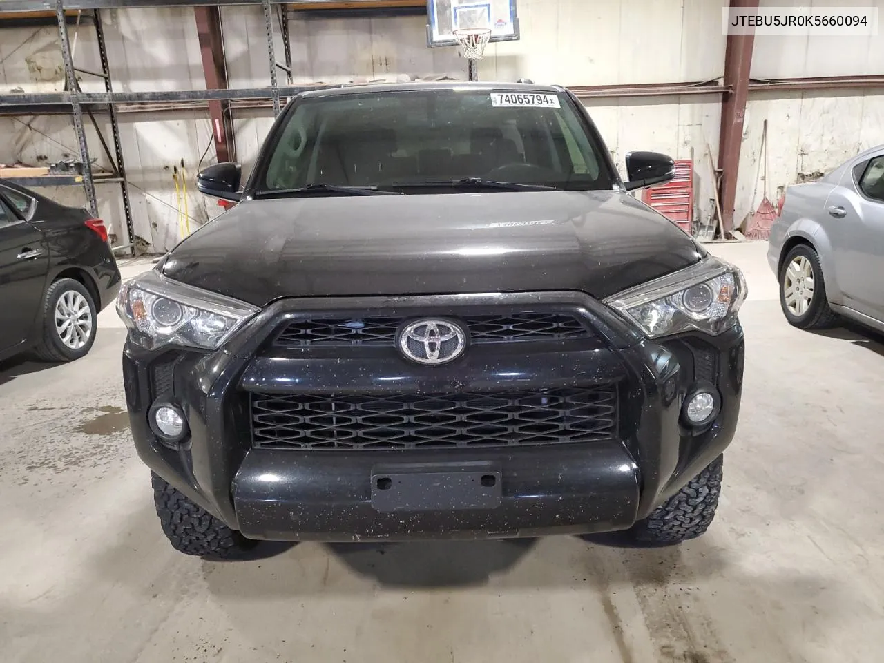 2019 Toyota 4Runner Sr5 VIN: JTEBU5JR0K5660094 Lot: 74065794