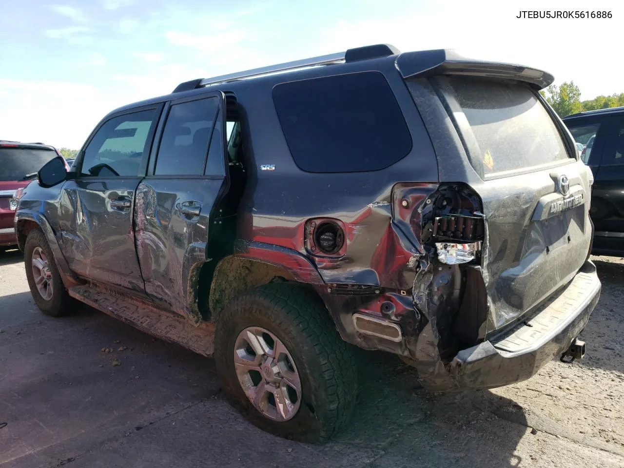 JTEBU5JR0K5616886 2019 Toyota 4Runner Sr5