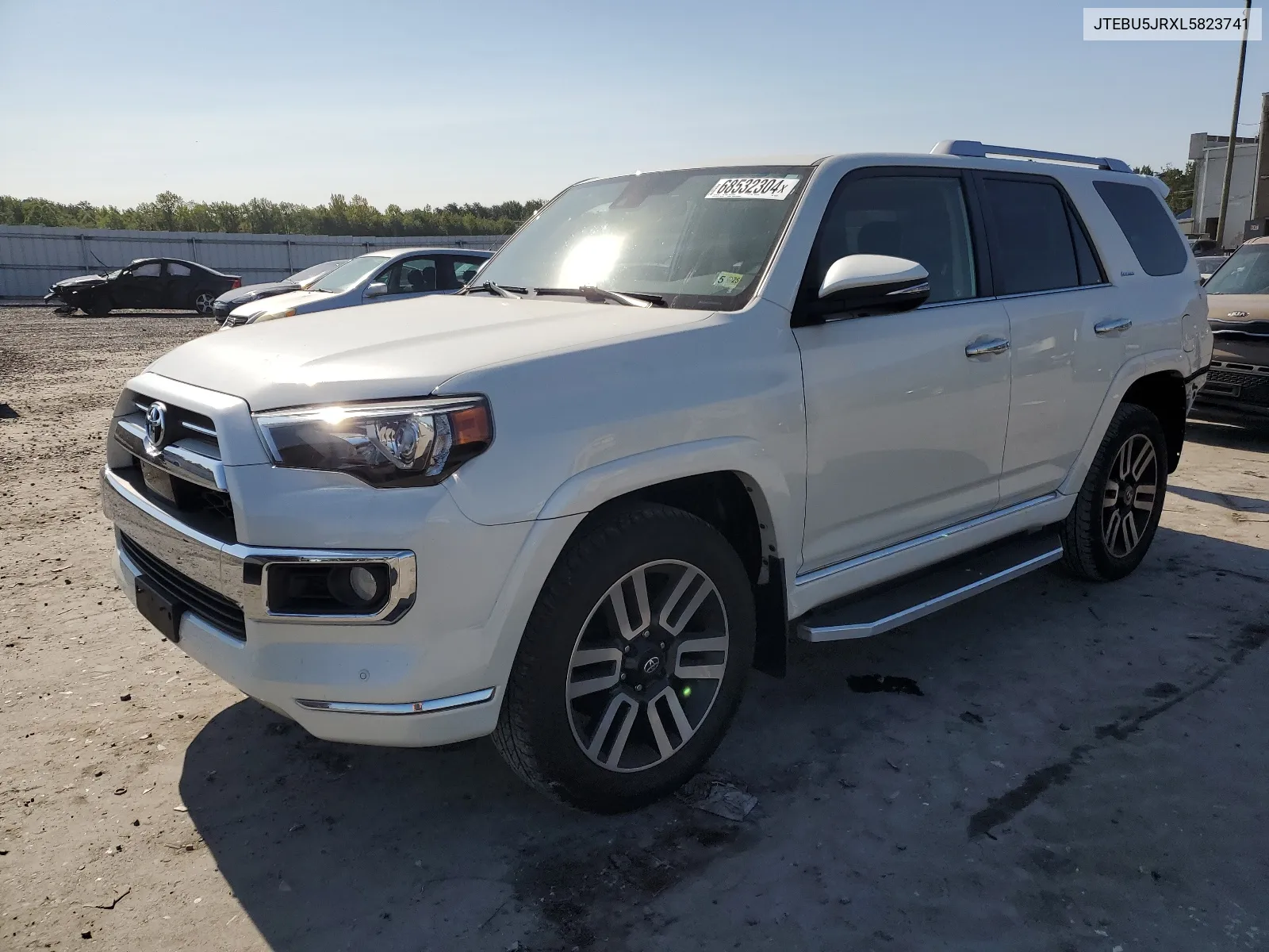 2020 Toyota 4Runner Sr5/Sr5 Premium VIN: JTEBU5JRXL5823741 Lot: 68532304