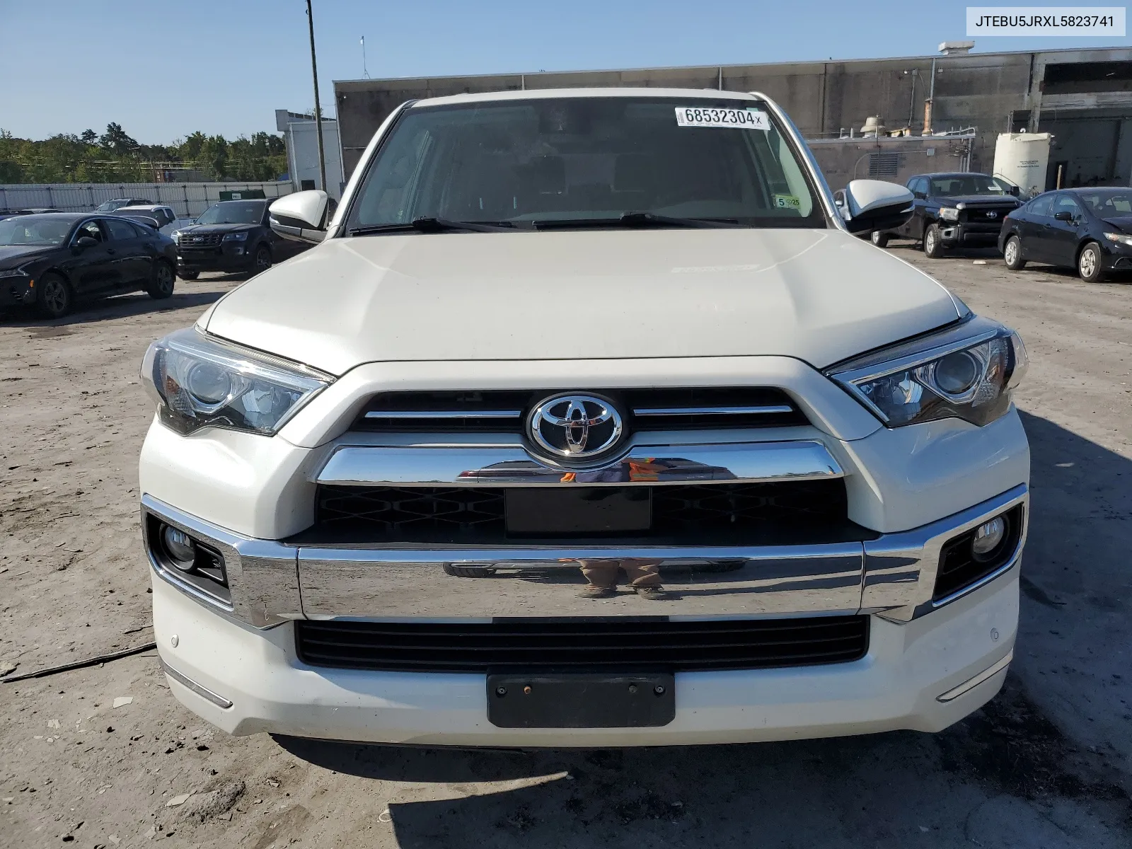 2020 Toyota 4Runner Sr5/Sr5 Premium VIN: JTEBU5JRXL5823741 Lot: 68532304