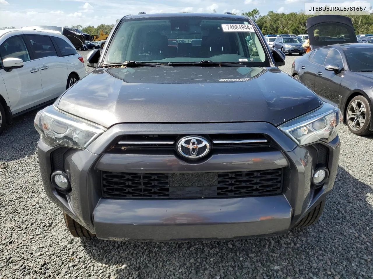 2020 Toyota 4Runner Sr5/Sr5 Premium VIN: JTEBU5JRXL5781667 Lot: 74684944