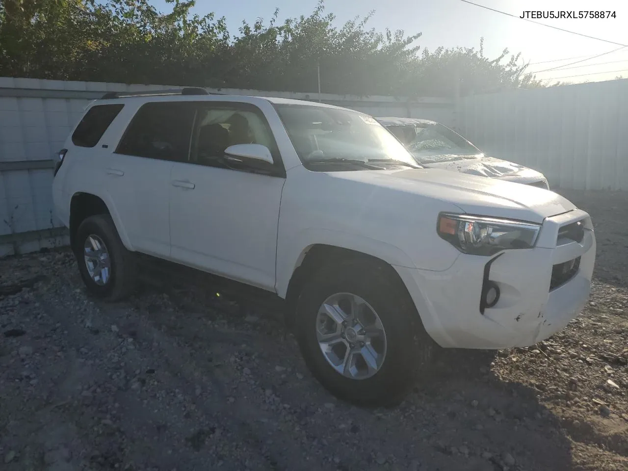 2020 Toyota 4Runner Sr5/Sr5 Premium VIN: JTEBU5JRXL5758874 Lot: 74921244