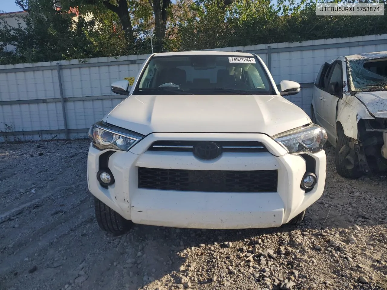 2020 Toyota 4Runner Sr5/Sr5 Premium VIN: JTEBU5JRXL5758874 Lot: 74921244