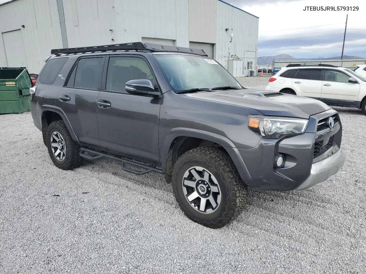 2020 Toyota 4Runner Sr5/Sr5 Premium VIN: JTEBU5JR9L5793129 Lot: 81621274