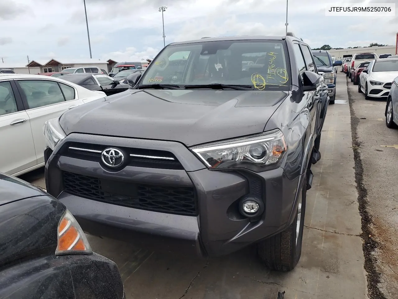 2021 Toyota 4Runner Sr5 VIN: JTEFU5JR9M5250706 Lot: 74764614