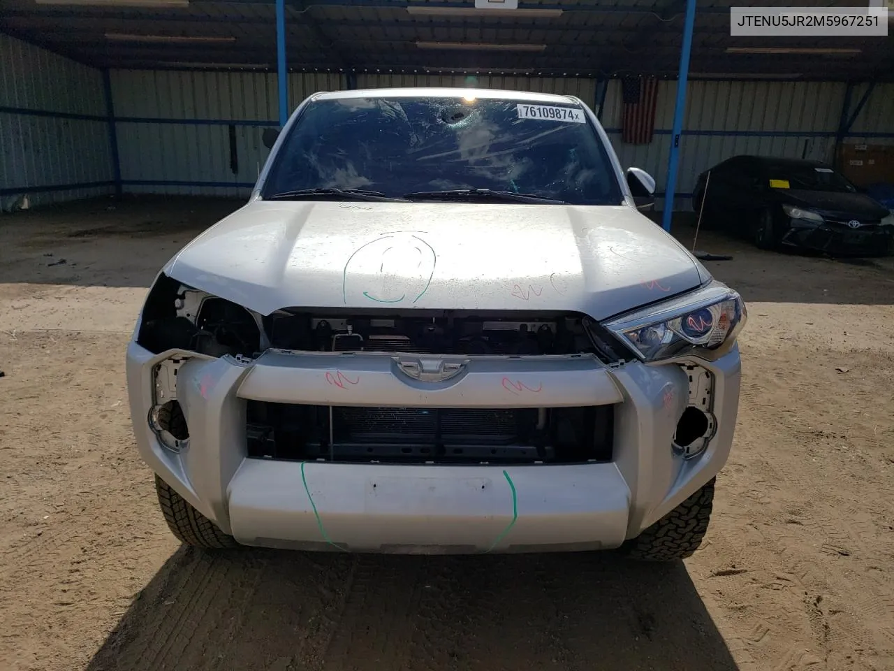 2021 Toyota 4Runner Sr5/Sr5 Premium VIN: JTENU5JR2M5967251 Lot: 76109874