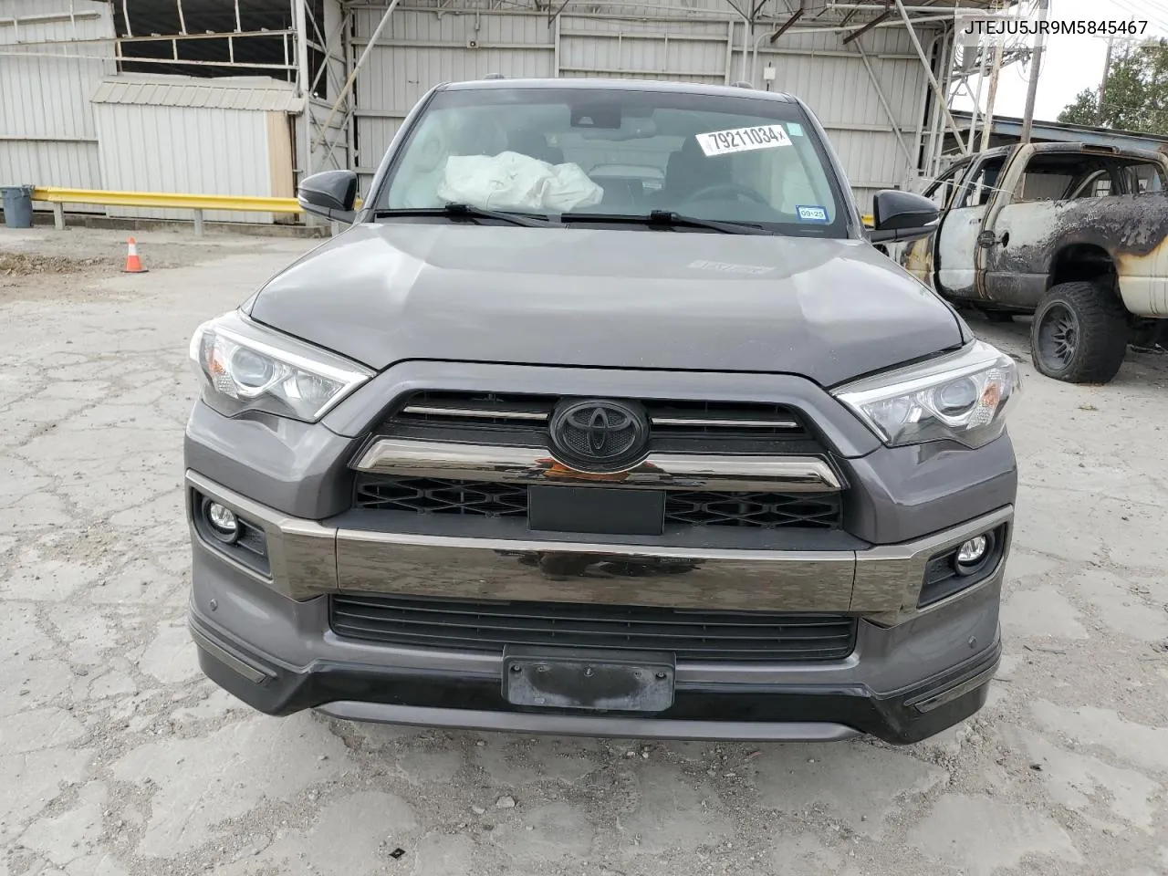 2021 Toyota 4Runner Night Shade VIN: JTEJU5JR9M5845467 Lot: 79211034