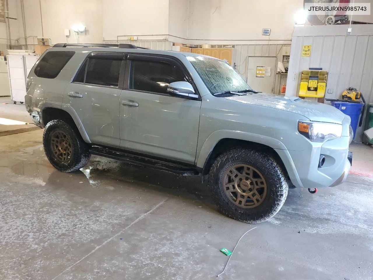 2022 Toyota 4Runner Sr5 Premium VIN: JTERU5JRXN5985743 Lot: 68857274