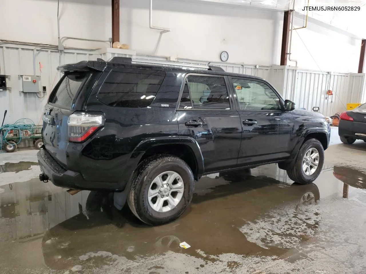 JTEMU5JR6N6052829 2022 Toyota 4Runner Sr5/Sr5 Premium