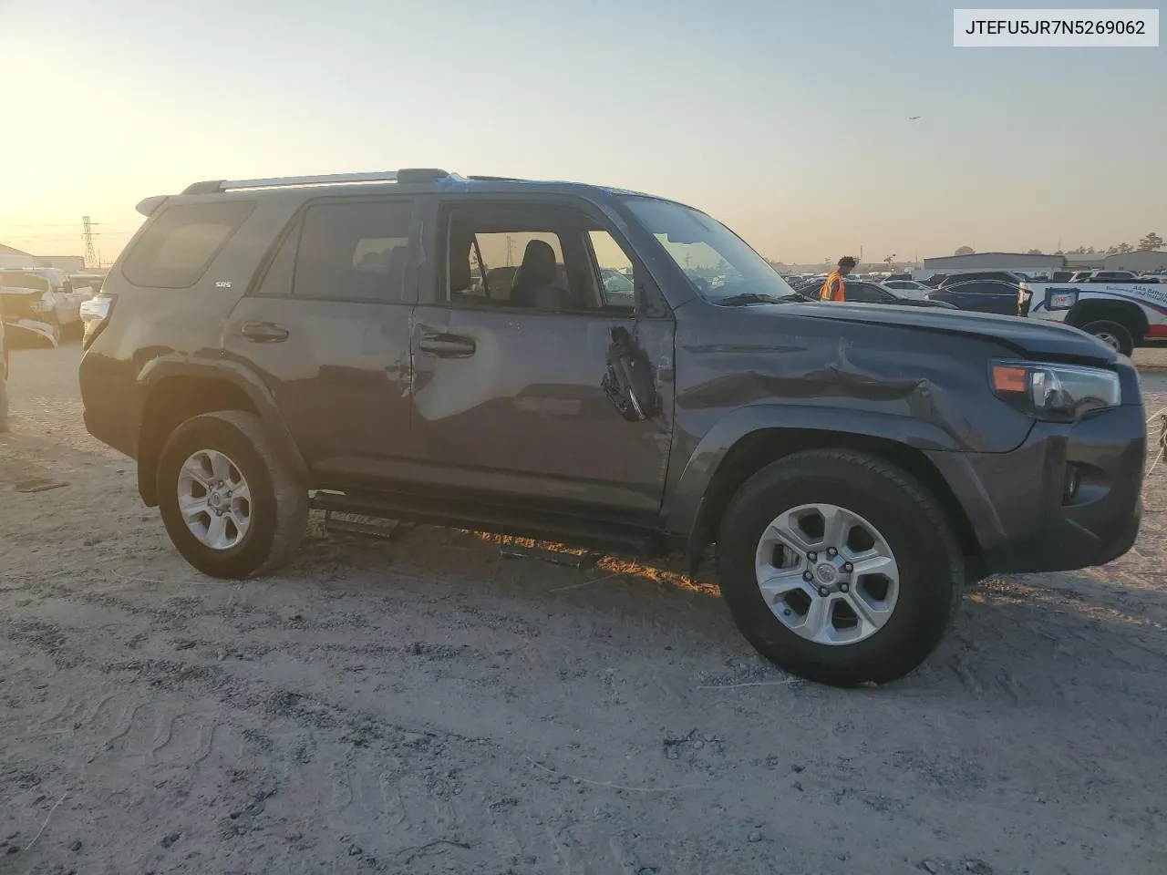 2022 Toyota 4Runner Sr5 VIN: JTEFU5JR7N5269062 Lot: 73019254