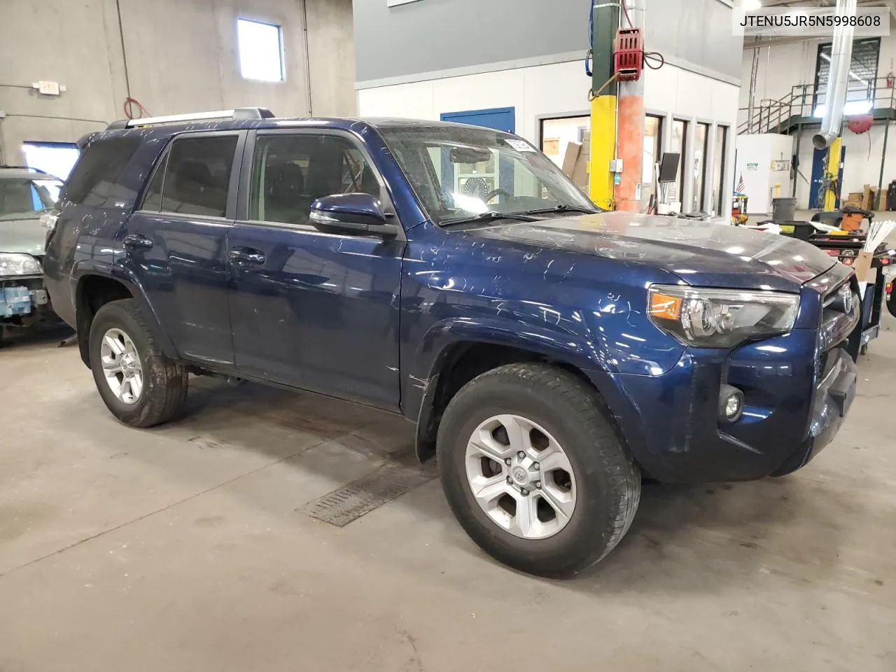 2022 Toyota 4Runner Sr5/Sr5 Premium VIN: JTENU5JR5N5998608 Lot: 73970964