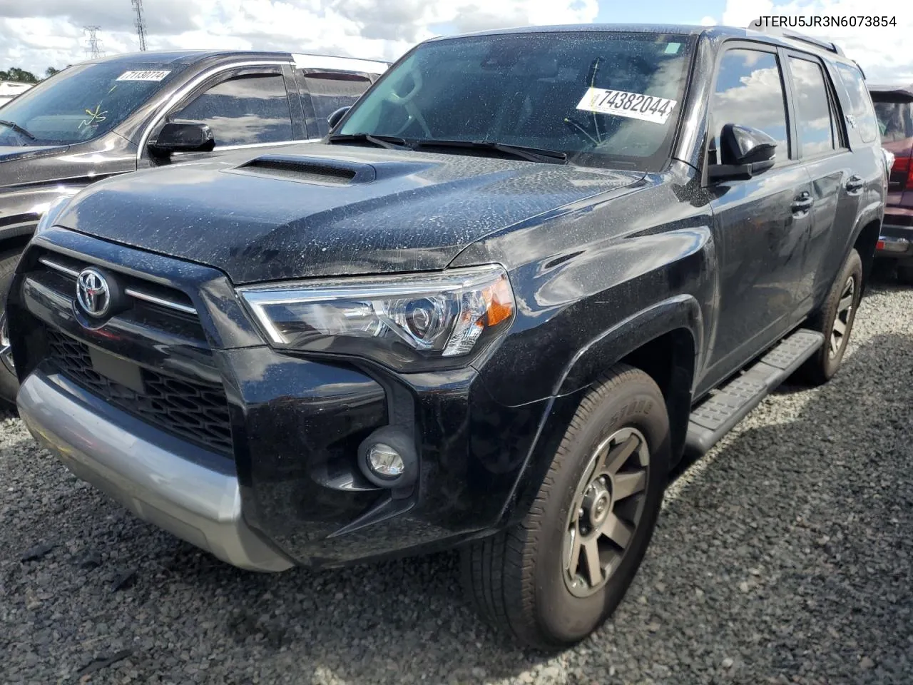 2022 Toyota 4Runner Sr5 Premium VIN: JTERU5JR3N6073854 Lot: 74382044