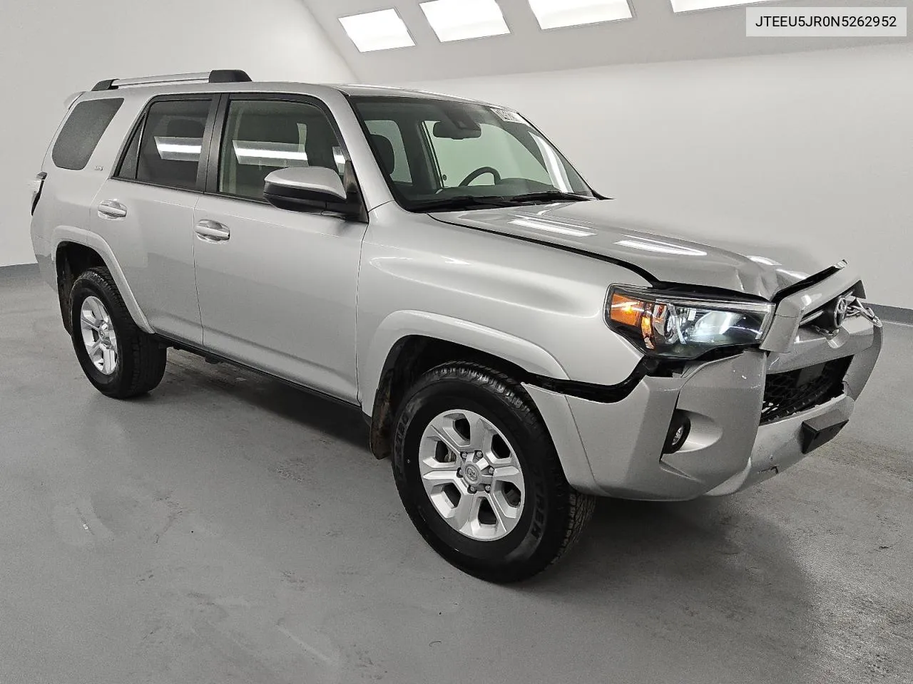 JTEEU5JR0N5262952 2022 Toyota 4Runner Sr5