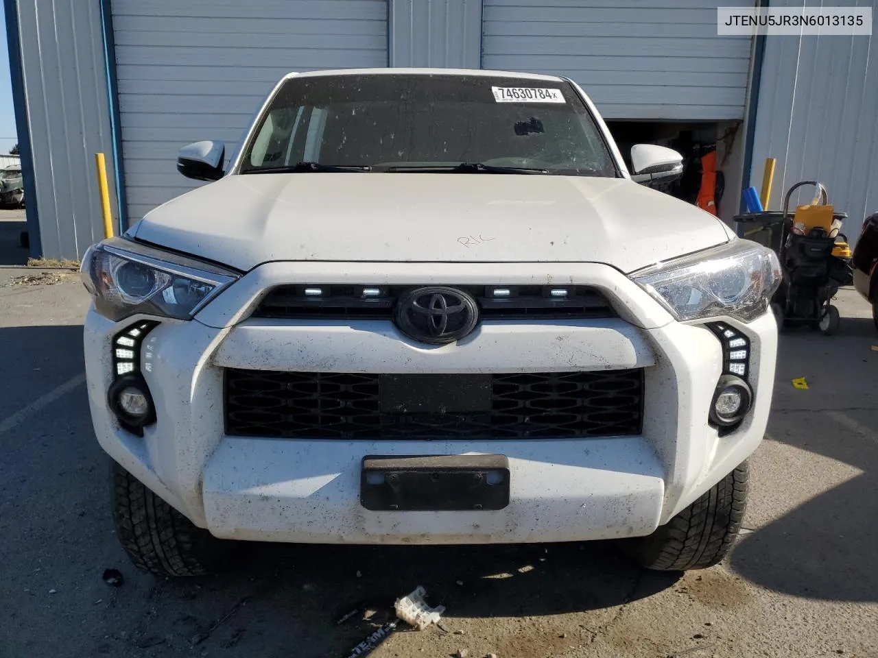 2022 Toyota 4Runner Sr5/Sr5 Premium VIN: JTENU5JR3N6013135 Lot: 74630784